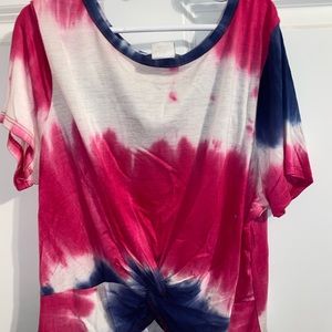 Gaze brand tie-dye tee with twist front